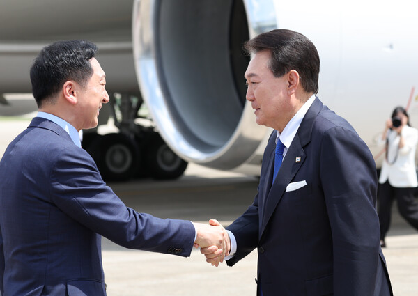 尹대통령 G7 참석차 서울공항 통해 일본 히로시마로 출국 3284